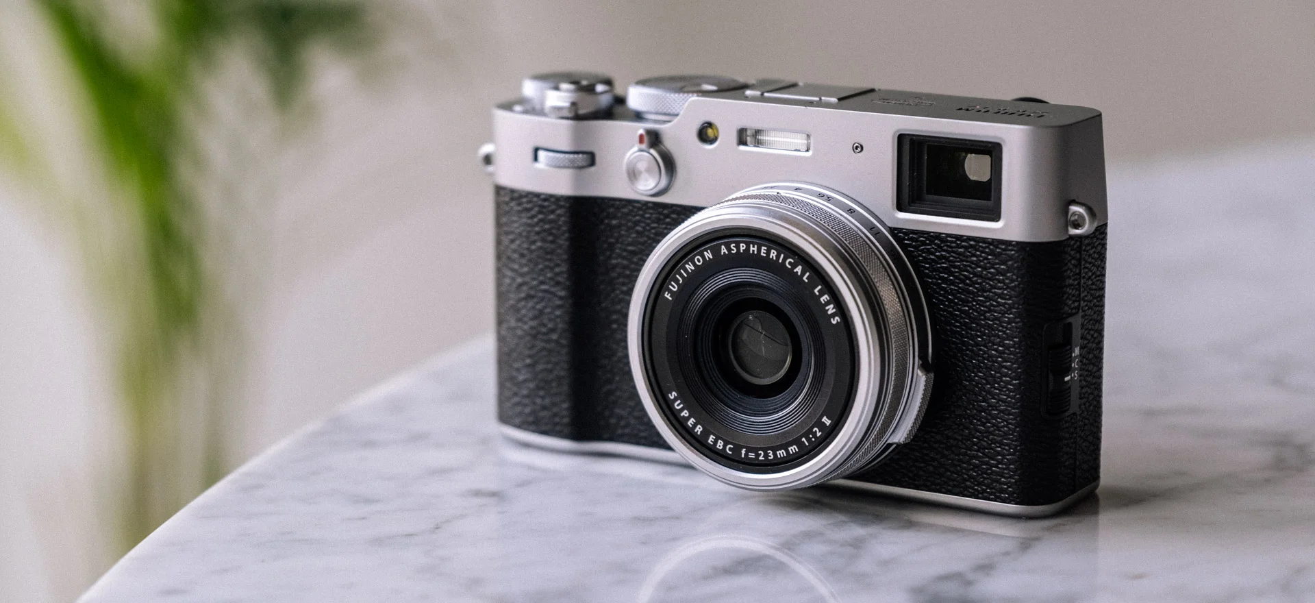 Fujifilm X100V