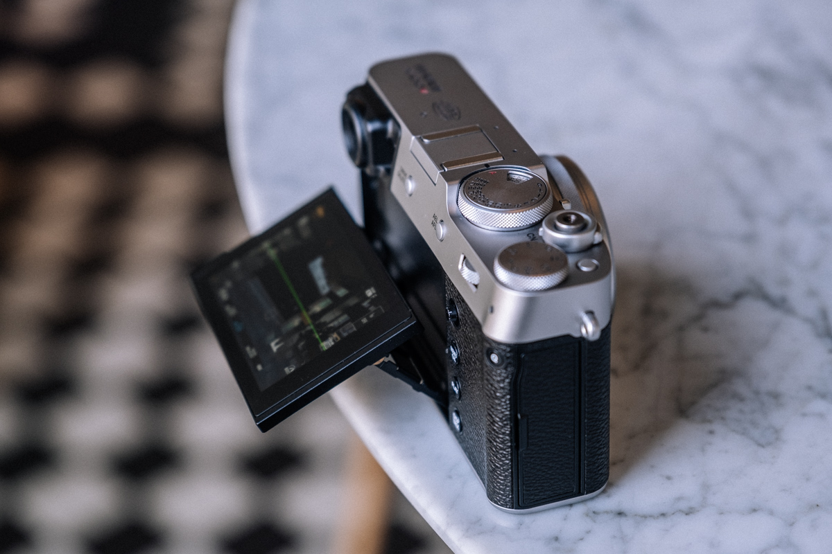 Fujifilm X100V