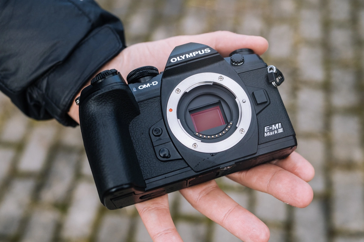 Olympus OM-D E-M1 Mark III class="wp-image-1085700"