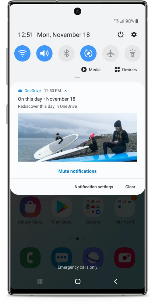 onedrive nowy wygląd ciemny motyw class="wp-image-1094372" 