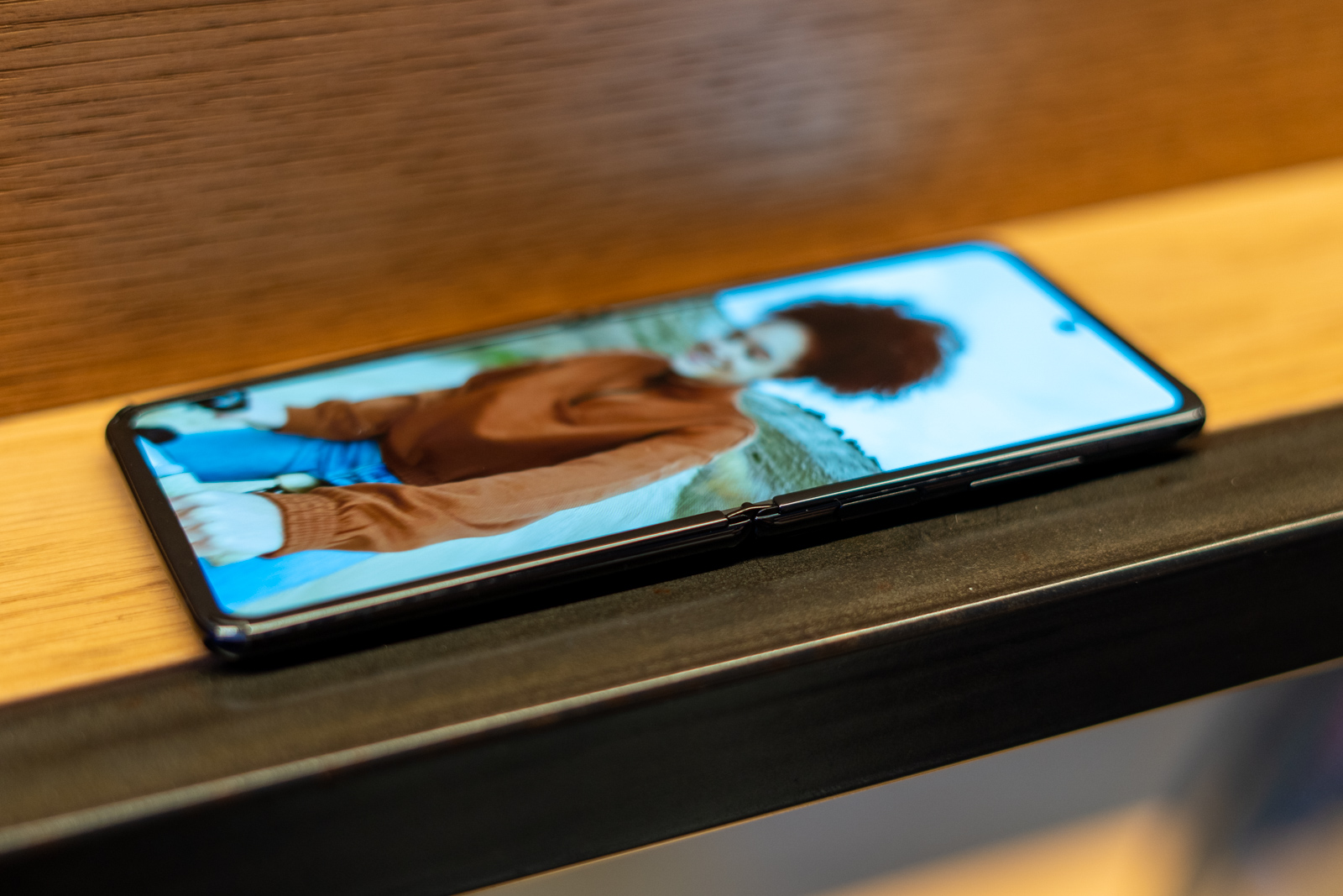 Samsung Galaxy Z Flip - pierwsze wrażenia class="wp-image-1085799" 