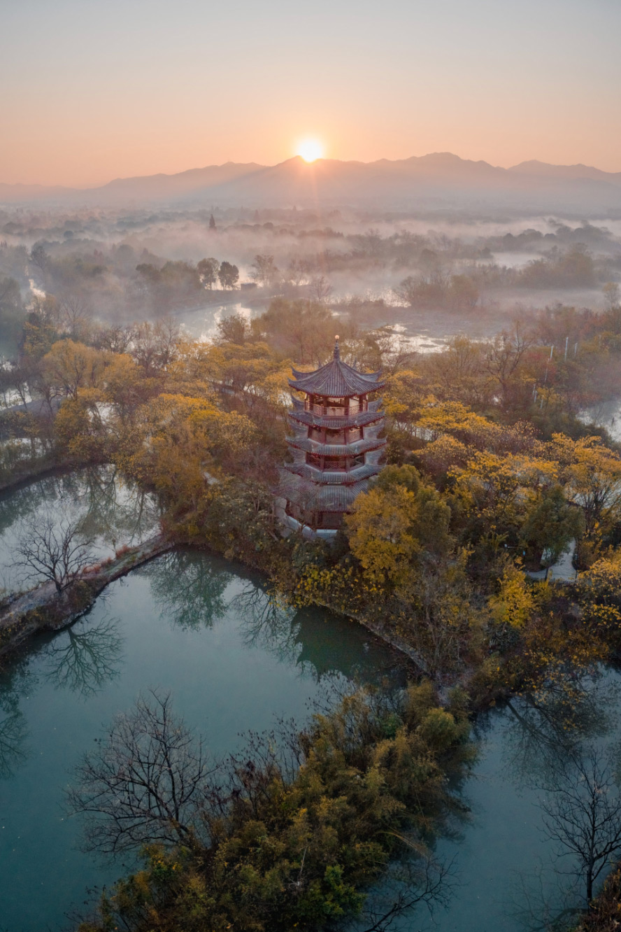 2. miejsce: ‘Xiyun Buyun Pavilion’, fot. Yisan Xiao (Chiny)