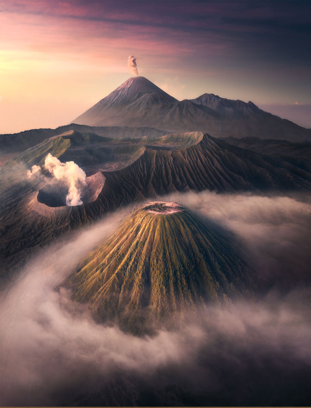 Grand Prize: 'Top of Java', fot. Tony Wang (China)