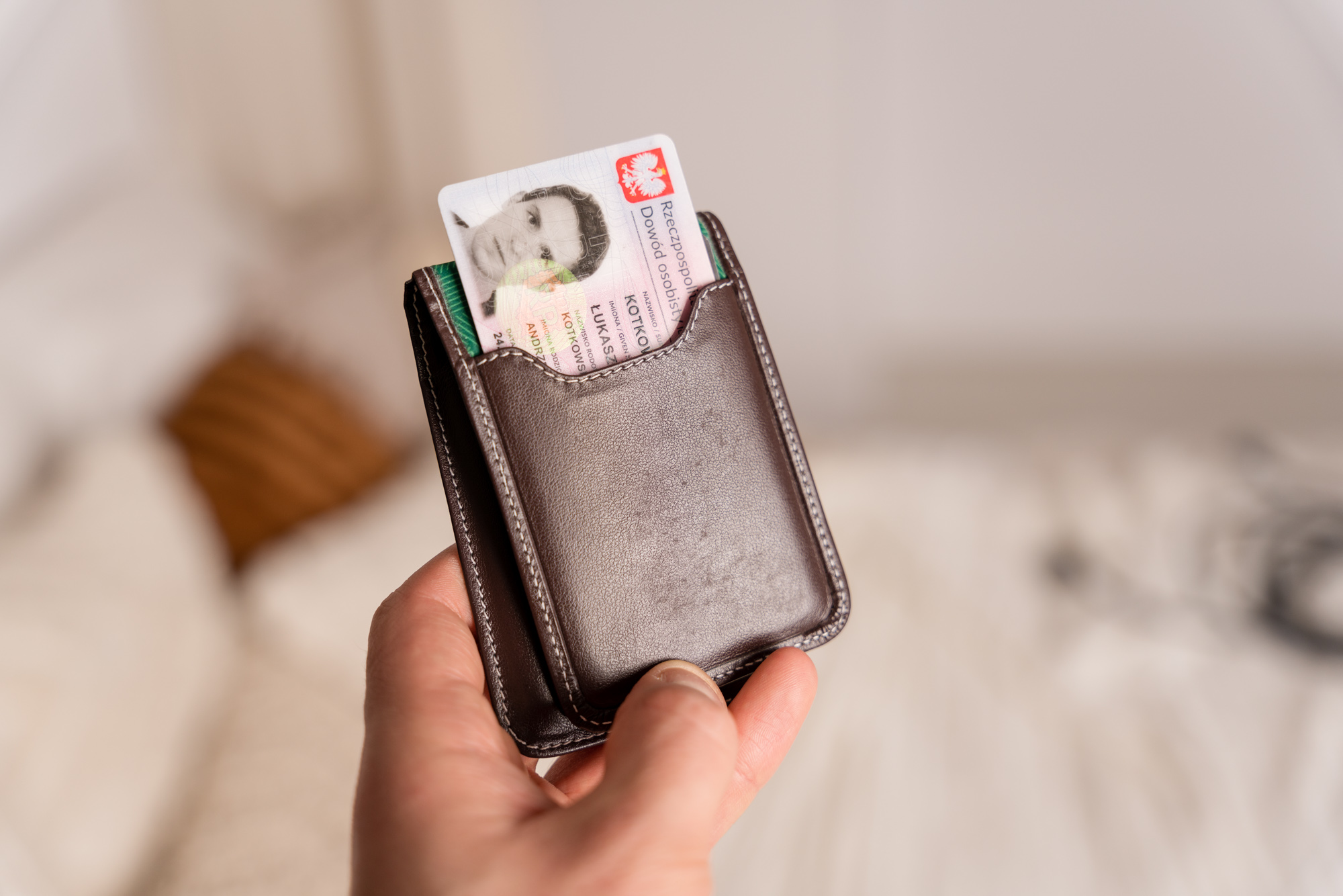 Manumi Card Holder opinie 