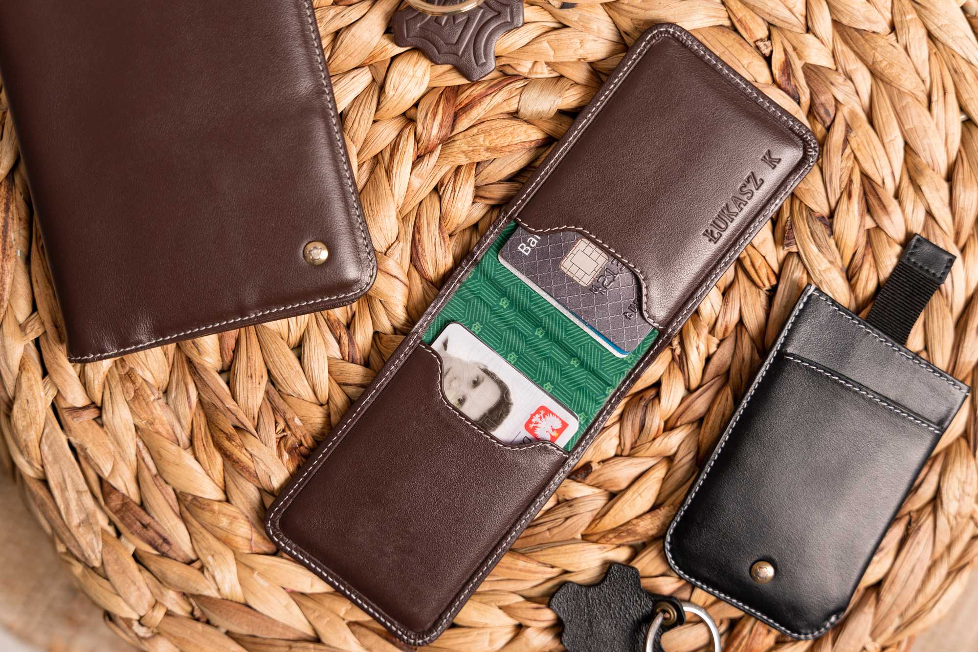 Manumi Card Holder opinie 