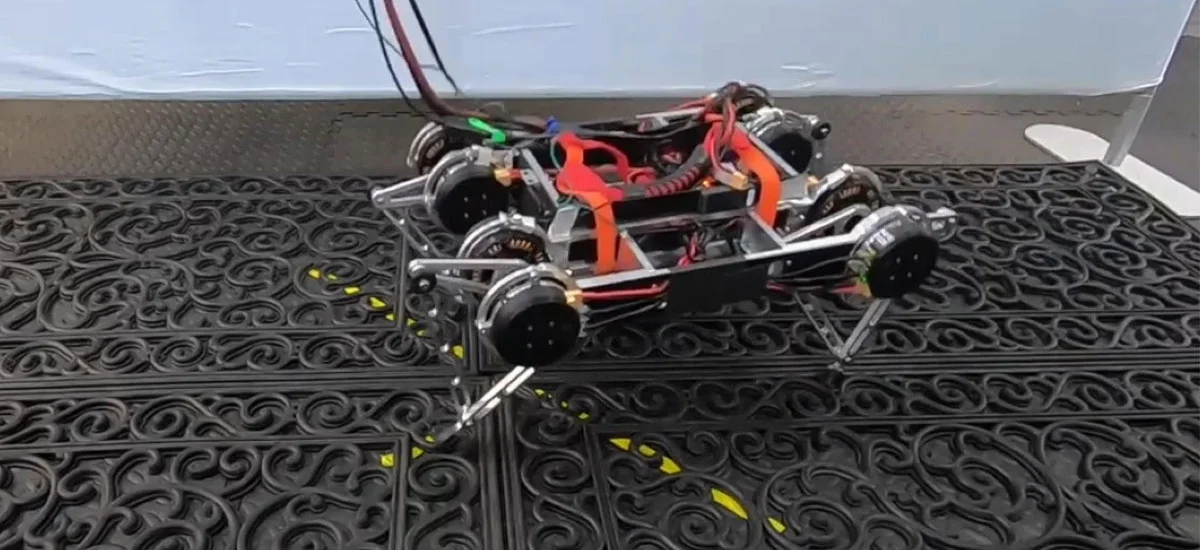 Kolejny poziom osiągnięty - roboty Google uczą chodzić się same