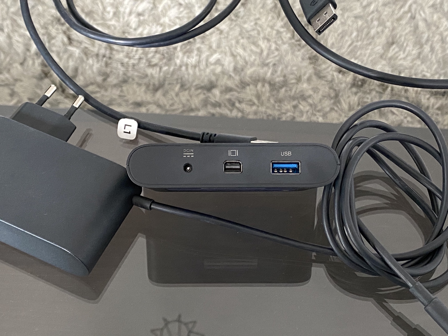 htc vive cosmos elite class="wp-image-1118128" 