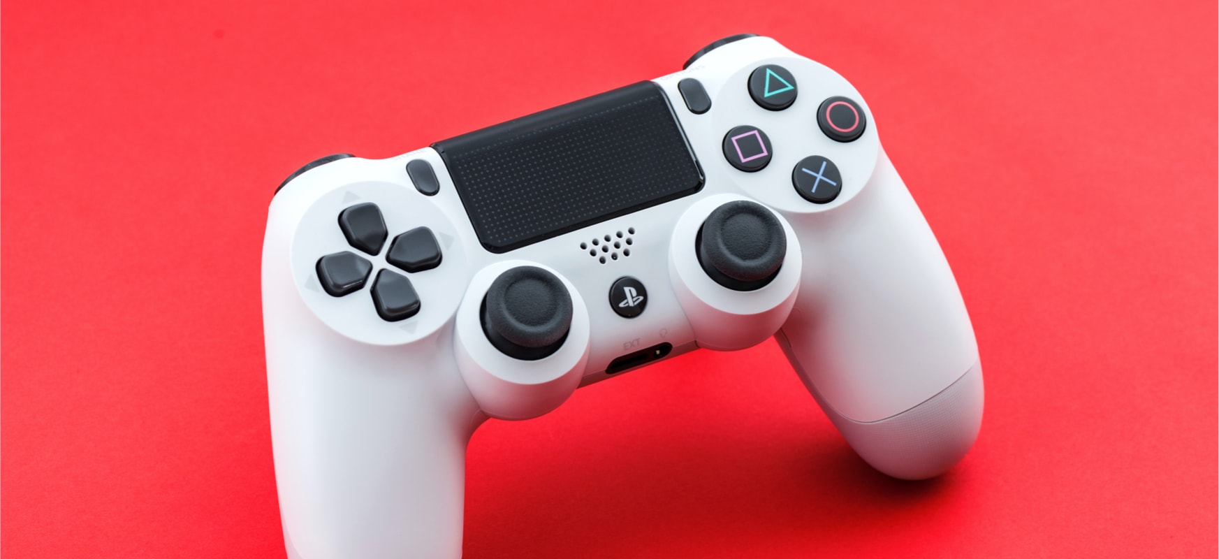 PlayStation 5 z ograniczoną dostępnością i wysoką ceną. PS4 lepsze?