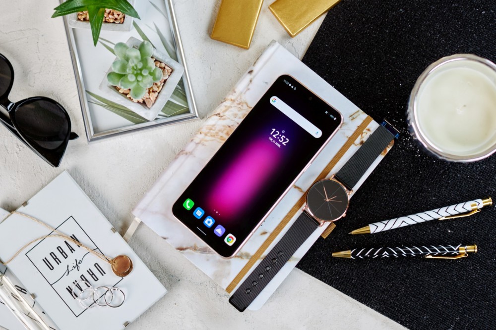 lg v60 thinq 5g lg k class="wp-image-1132417" 