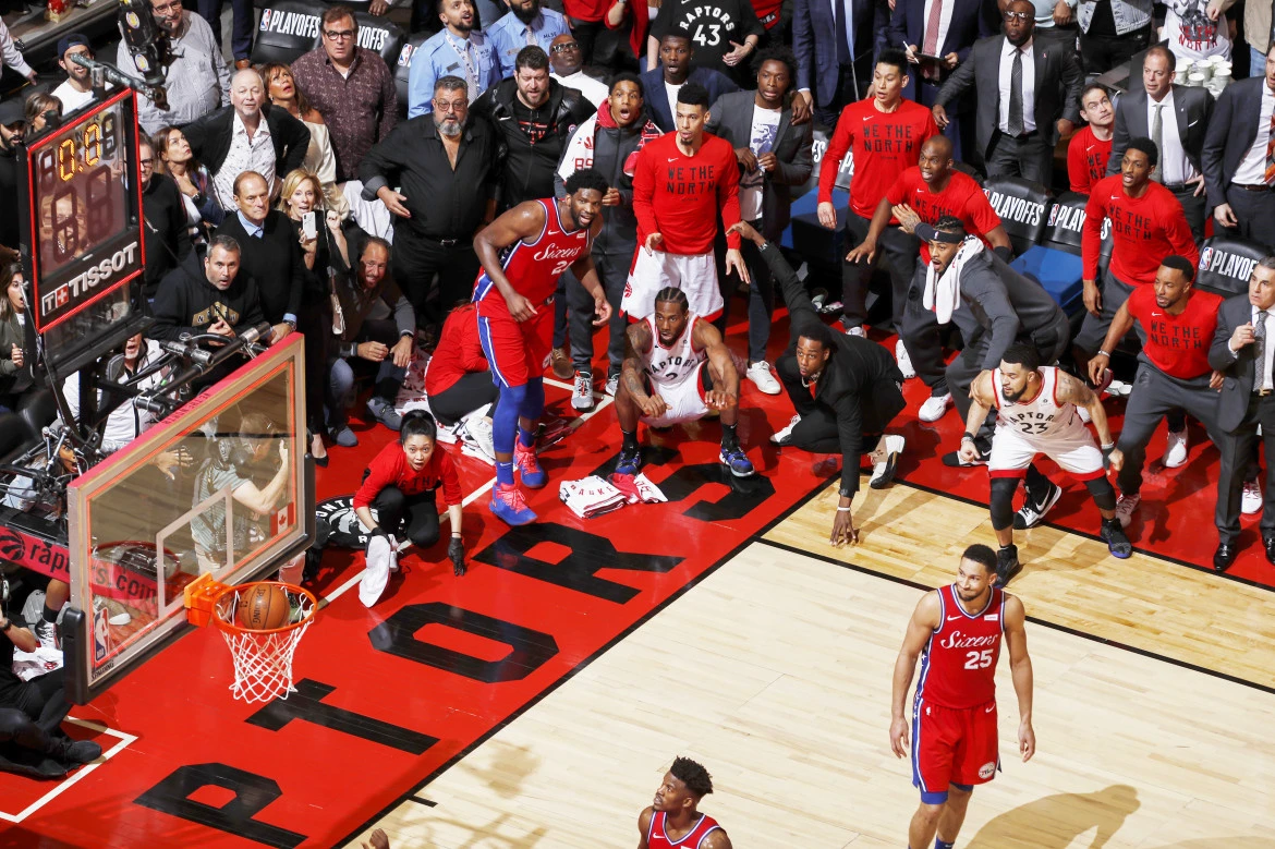 Fot. Mark Blinch / NBAE, &quot;Kawhi Leonard’s Game 7 Buzzer Beater&quot;. 1. miejsce w kategorii Sport class="wp-image-1128610" 