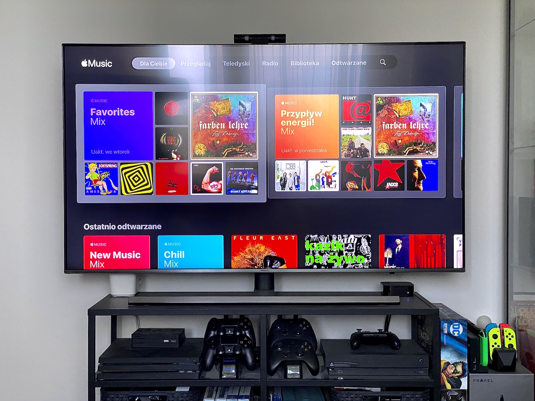 apple music samsung smart tv aplikacja class="wp-image-1133401" 