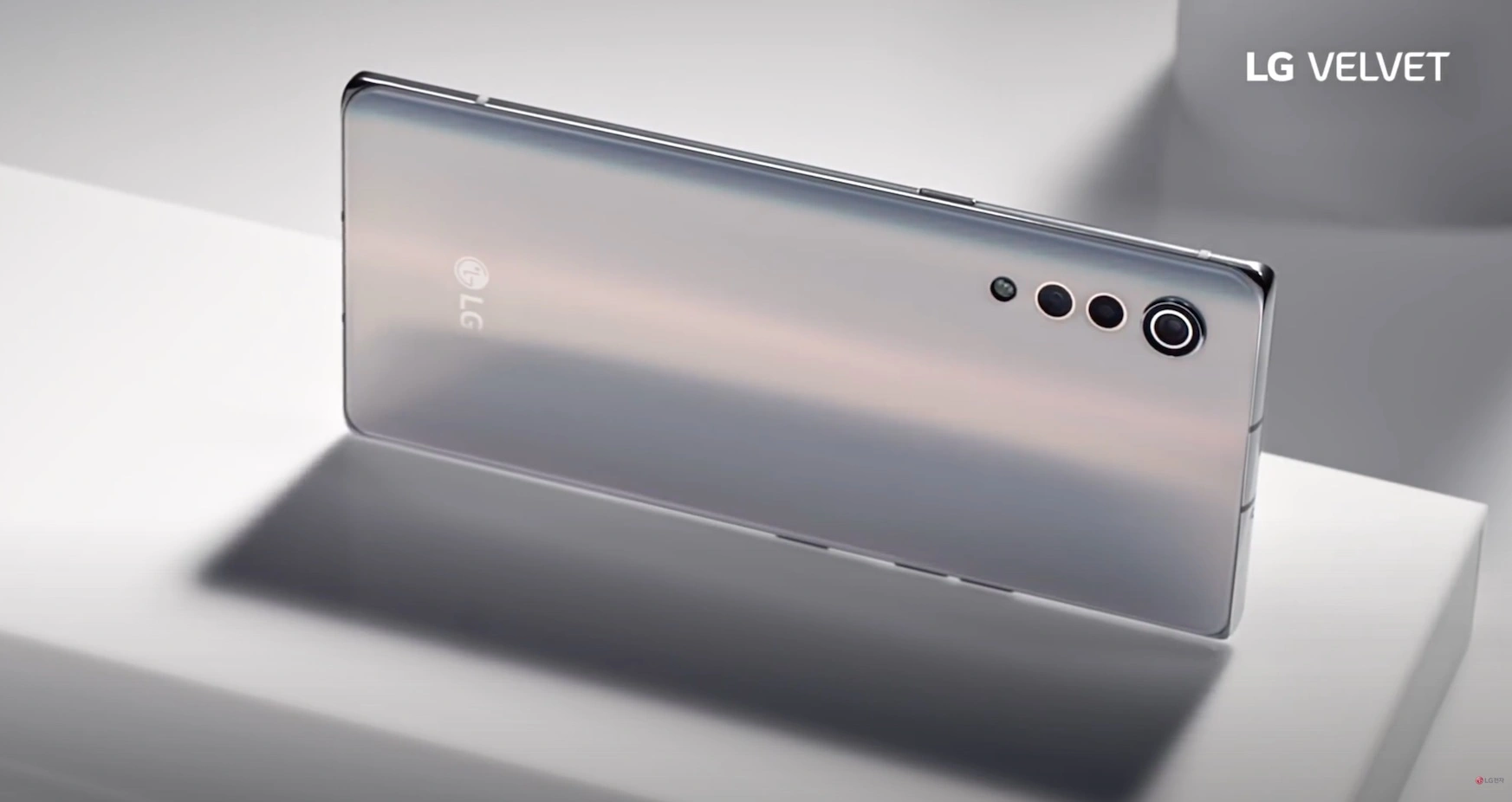 lg velvet design class="wp-image-1129615"