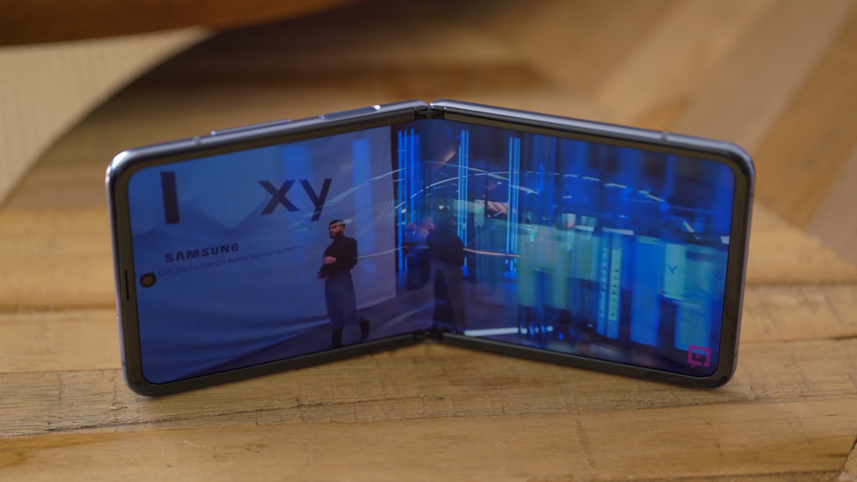 samsung galaxy z flip - recenzja class="wp-image-1119610" 
