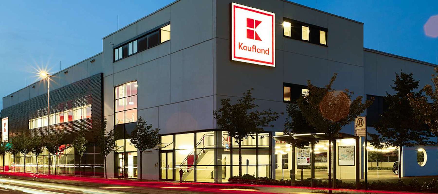 Kaufland wdraża click & collect: wybierz w domu, odbierz w sklepie