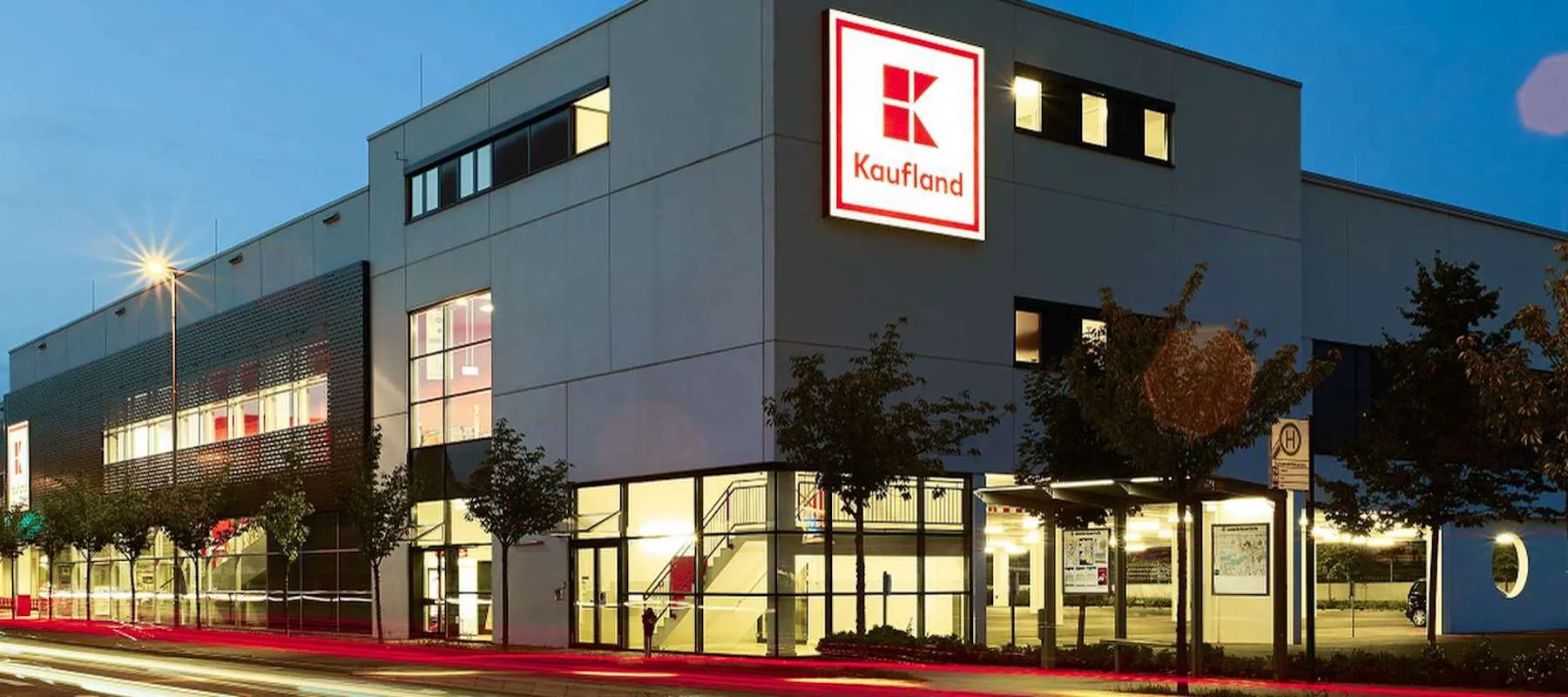 Kaufland wdraża click & collect: wybierz w domu, odbierz w sklepie