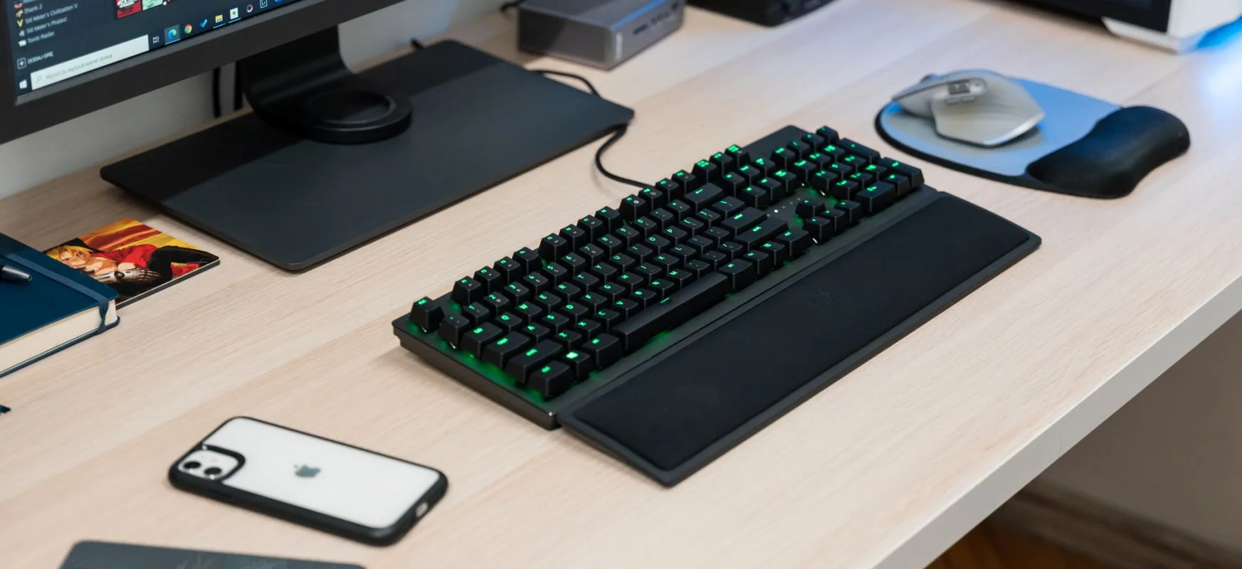 Razer Huntsman - jak spisują się przyciski opto-mechaniczne?