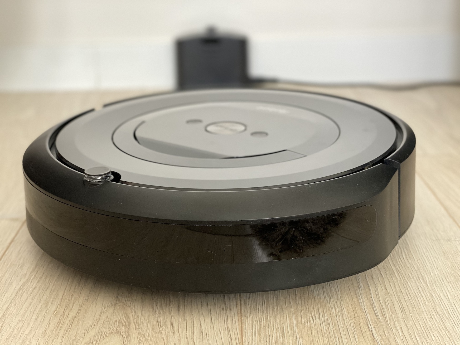 irobot roomba e5 odkurzacz class="wp-image-1140619" 