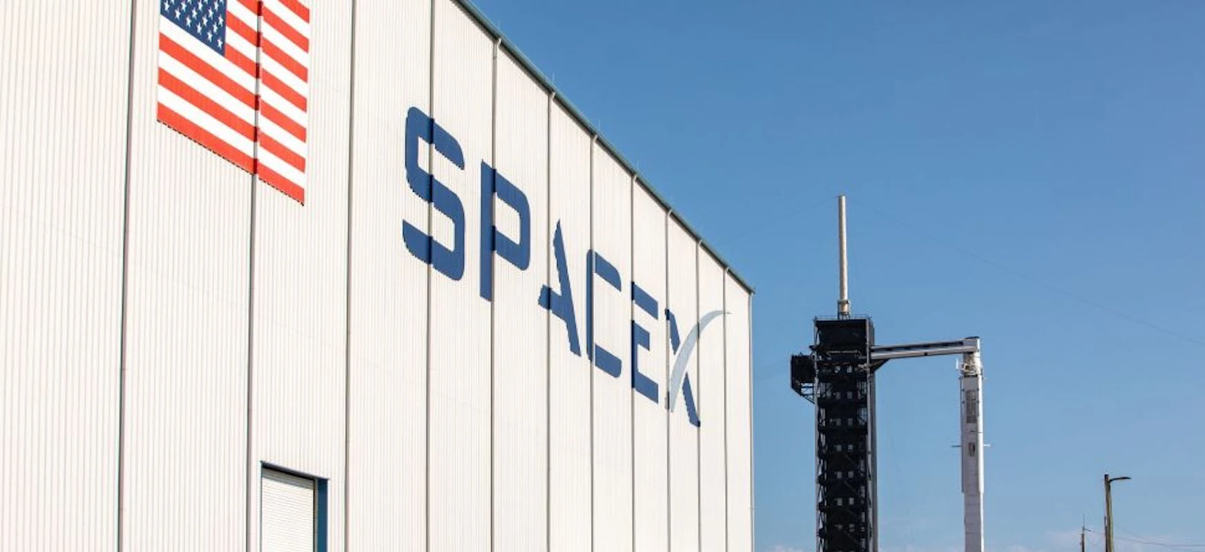 Elon Musk wstrzymuje oddech. SpaceX zabierze w kosmos astronautów