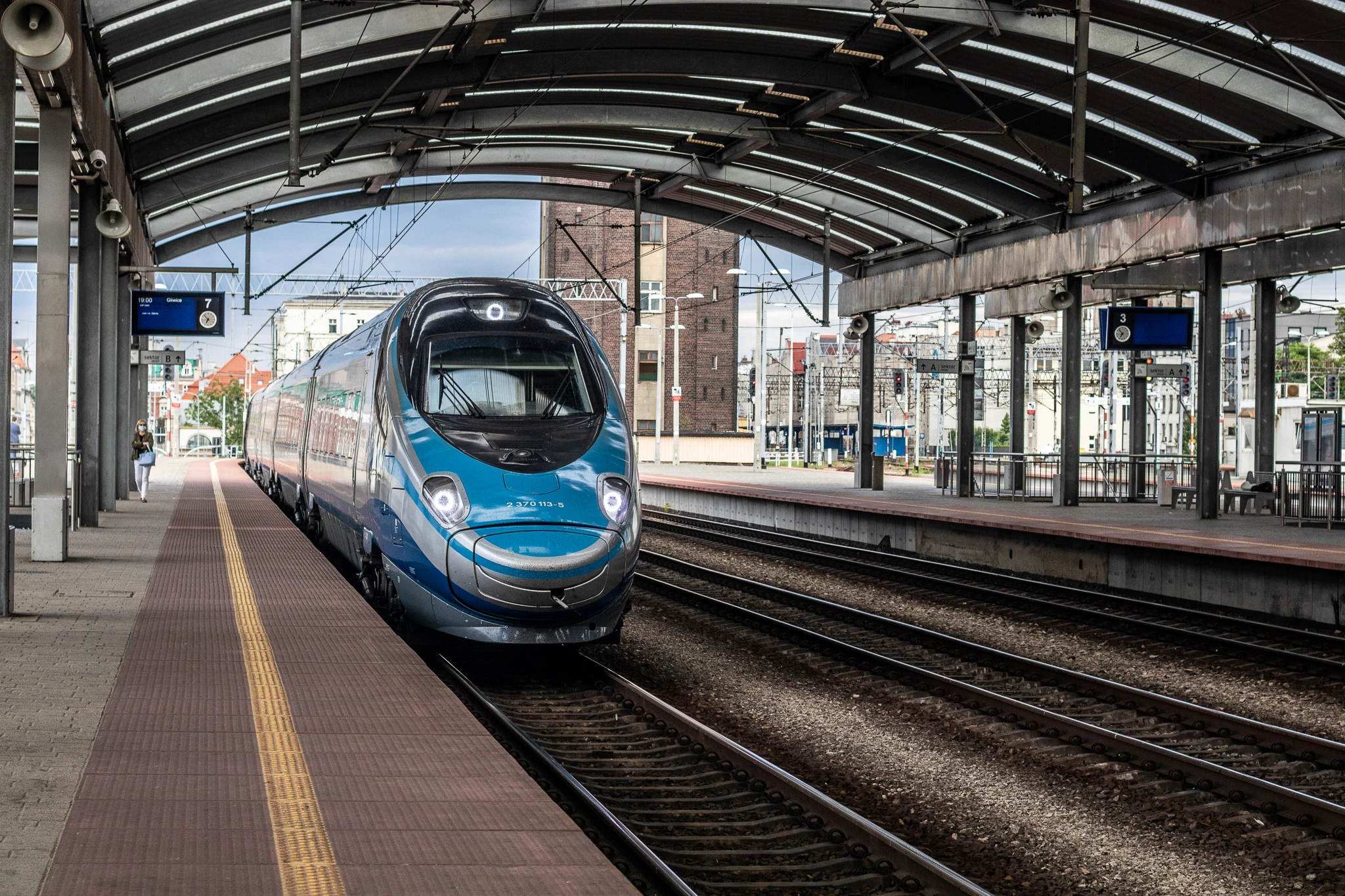 Polska kolej przyspieszy już za 2 lata. Do 250 km/h
