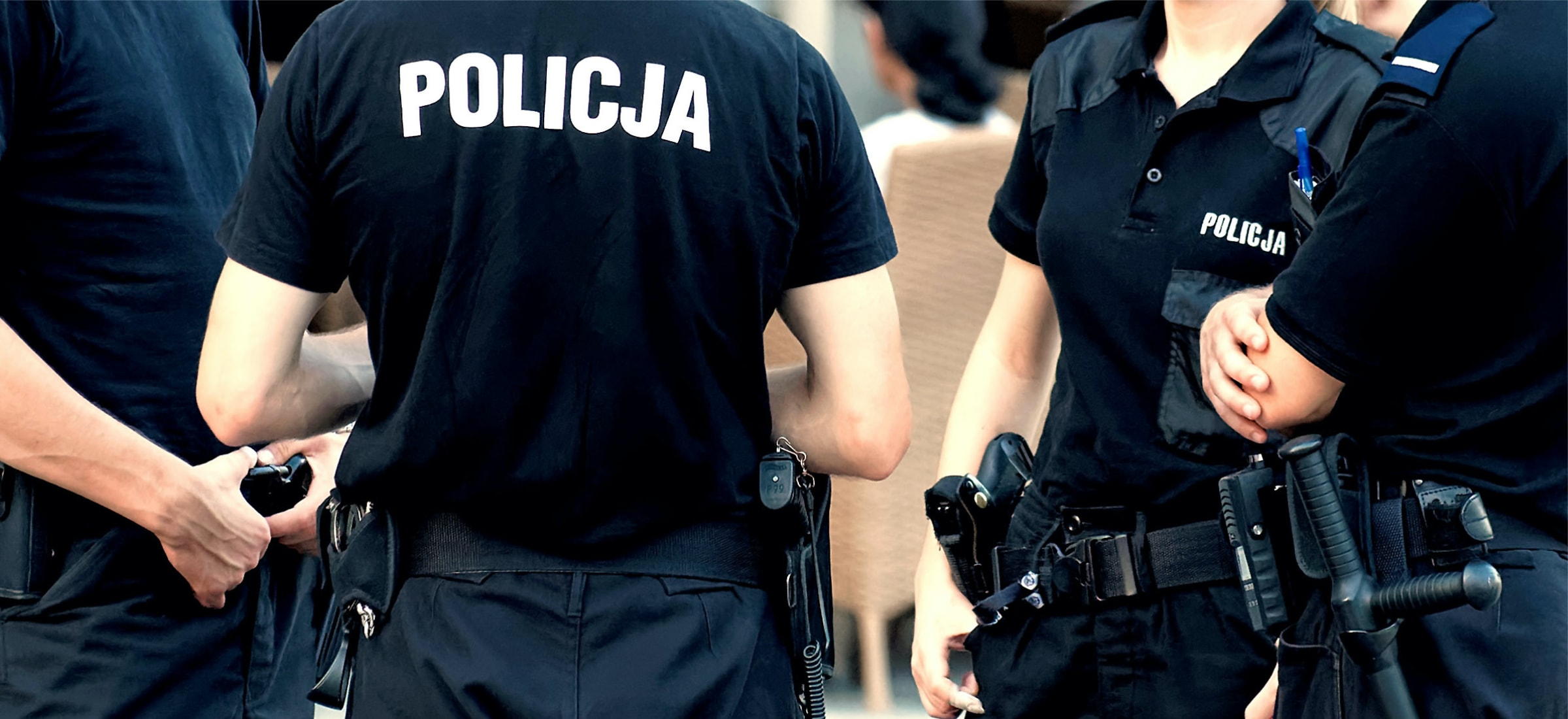 Do sieci wyciekły dane 20 tys. pracowników polskich służb. Ktoś udostępnił je przez przypadek