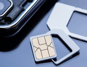 Ciężki kawałek wirtualnego chleba, czyli dlaczego nikomu w Polsce nie wyszło