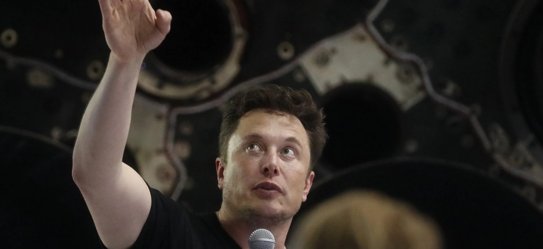 Elon Musk: pracuję 120 godzin tygodniowo. Założyciel Twittera: To idiotyzm