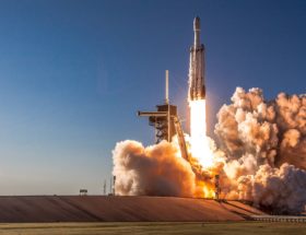 Elon Musk się buduje. W Teksasie powstanie prawdziwy port kosmiczny