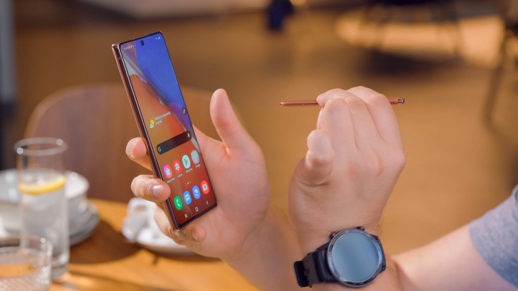 Samsung Galaxy S21 Ultra zadziała z rysikiem S-Pen. Wiemy, gdzie go schowa