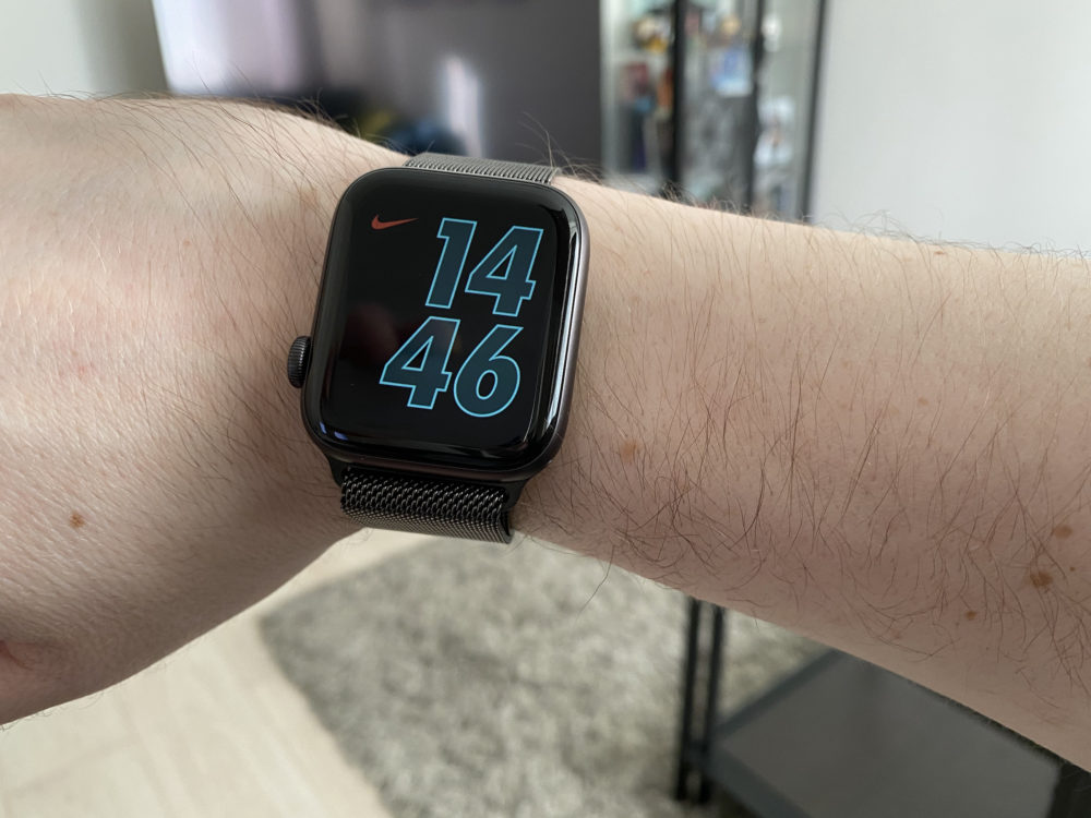 apple watch series 6 44 mm alu lte space grey milanese loop graphite