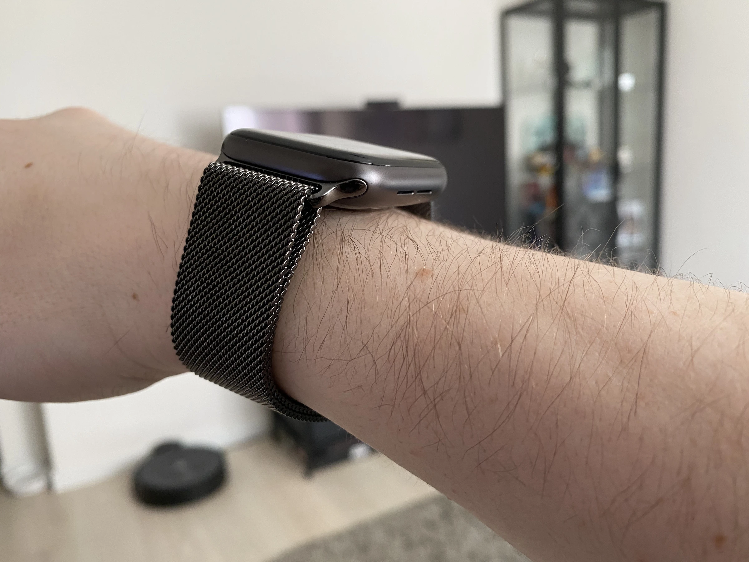 apple watch series 6 44 mm alu lte space grey milanese loop graphite