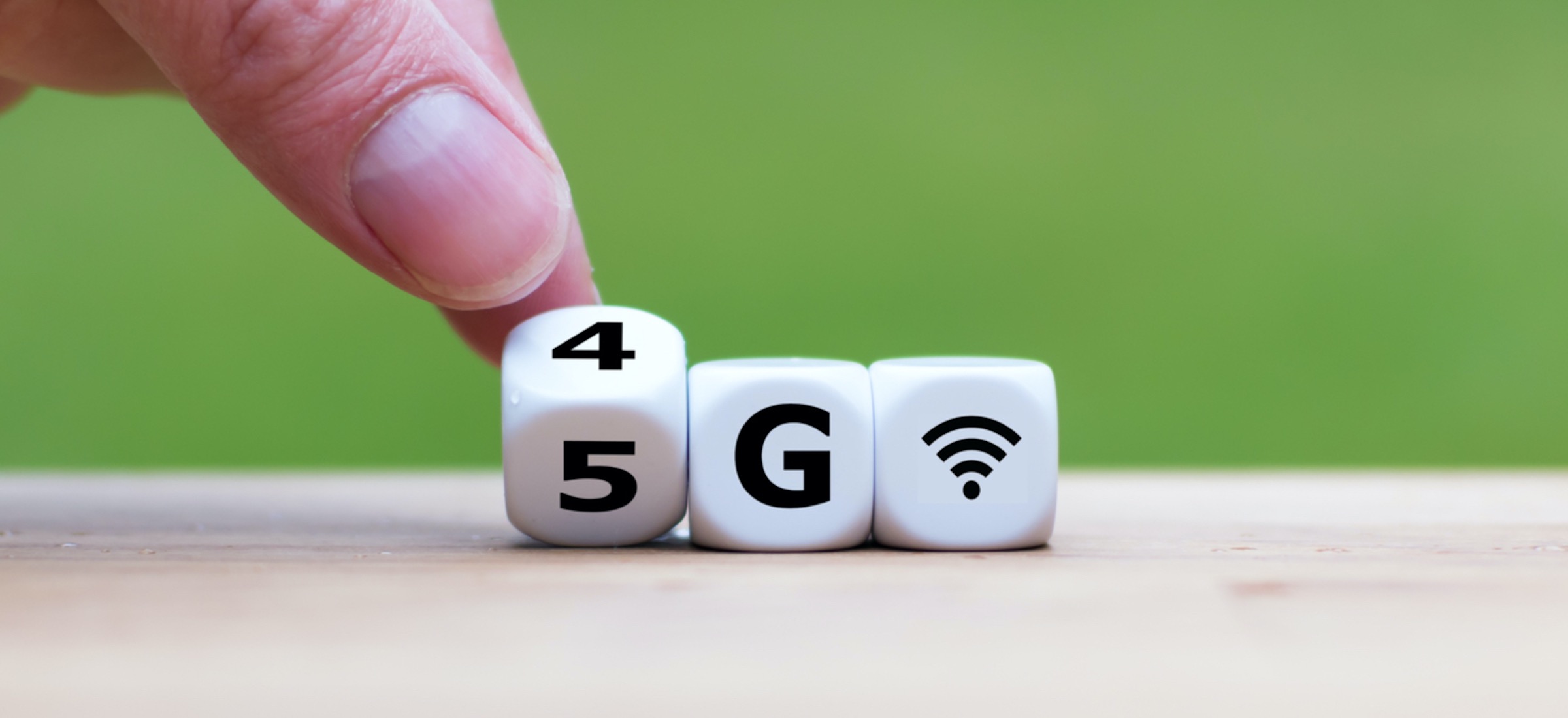 aukcja 5G urzad komunikacji elektronicznej rzecznik UKE witold tomaszewski