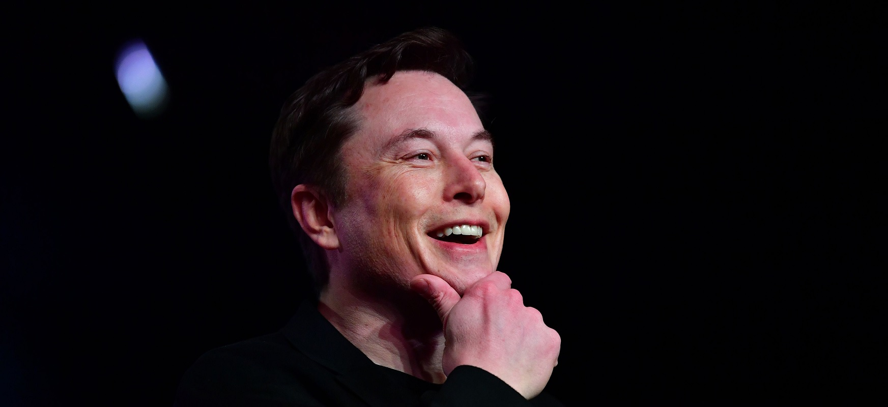 Elon Musk o UFO. Pokazuje, co sądzi o jego istnieniu