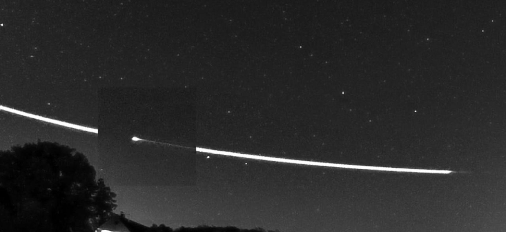 Wpadł w atmosferę, by zwiać za chwilę w przestrzeń kosmiczną. Meteoroid mierzył 10 cm