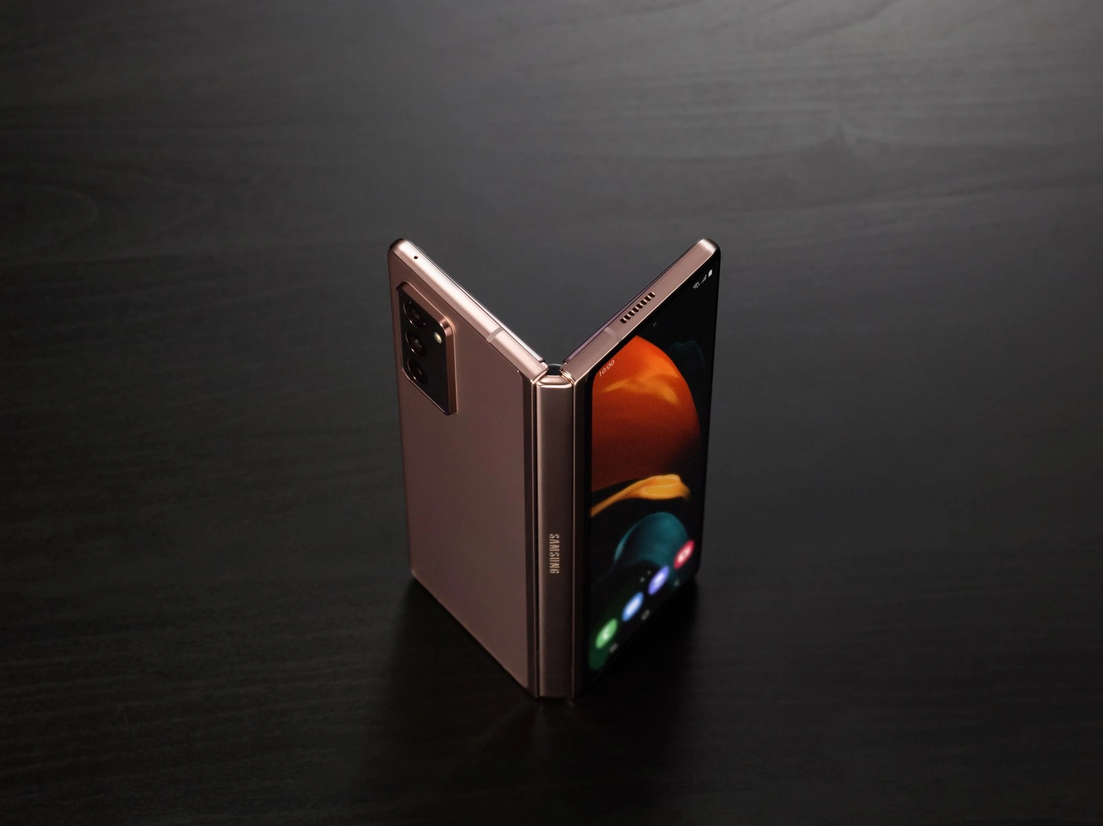 Samsung Galaxy Z Fold 2 class="wp-image-1408673"