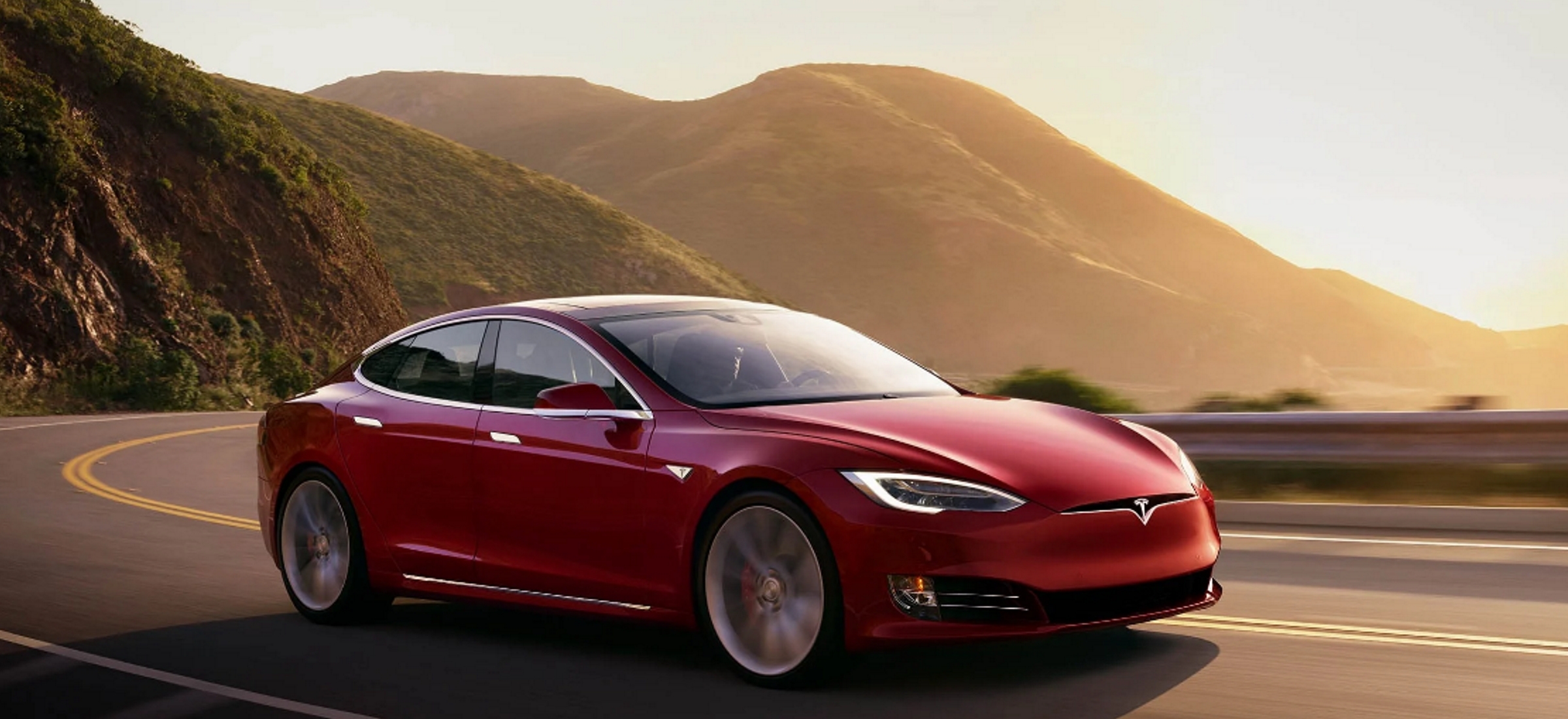 Tesla obudzi kierowcę, jeżeli wykryje że ten zapadł w sen