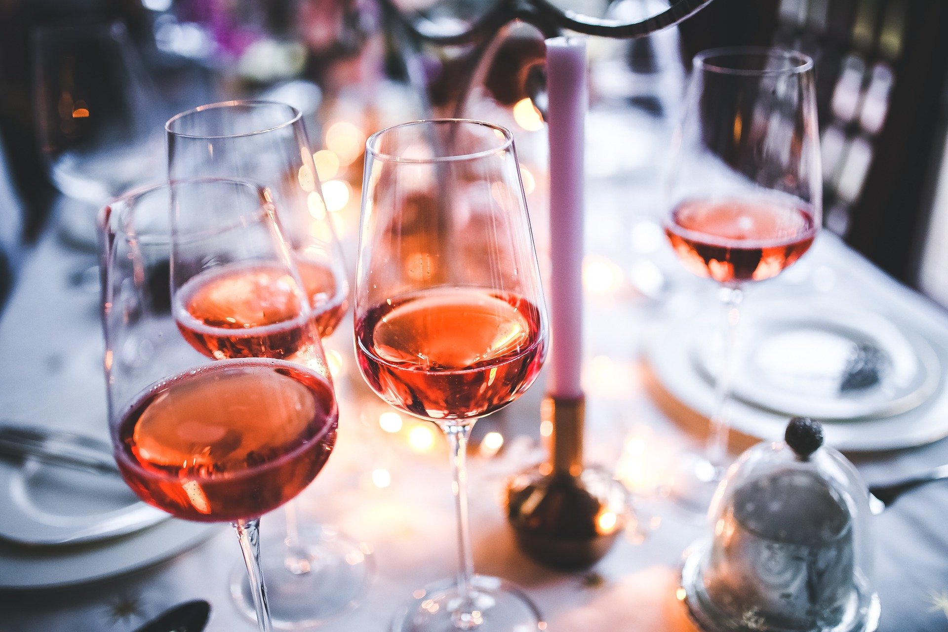 Nowe badanie: każda ilość alkoholu w ciąży ma negatywny wpływ na rozwój dziecka