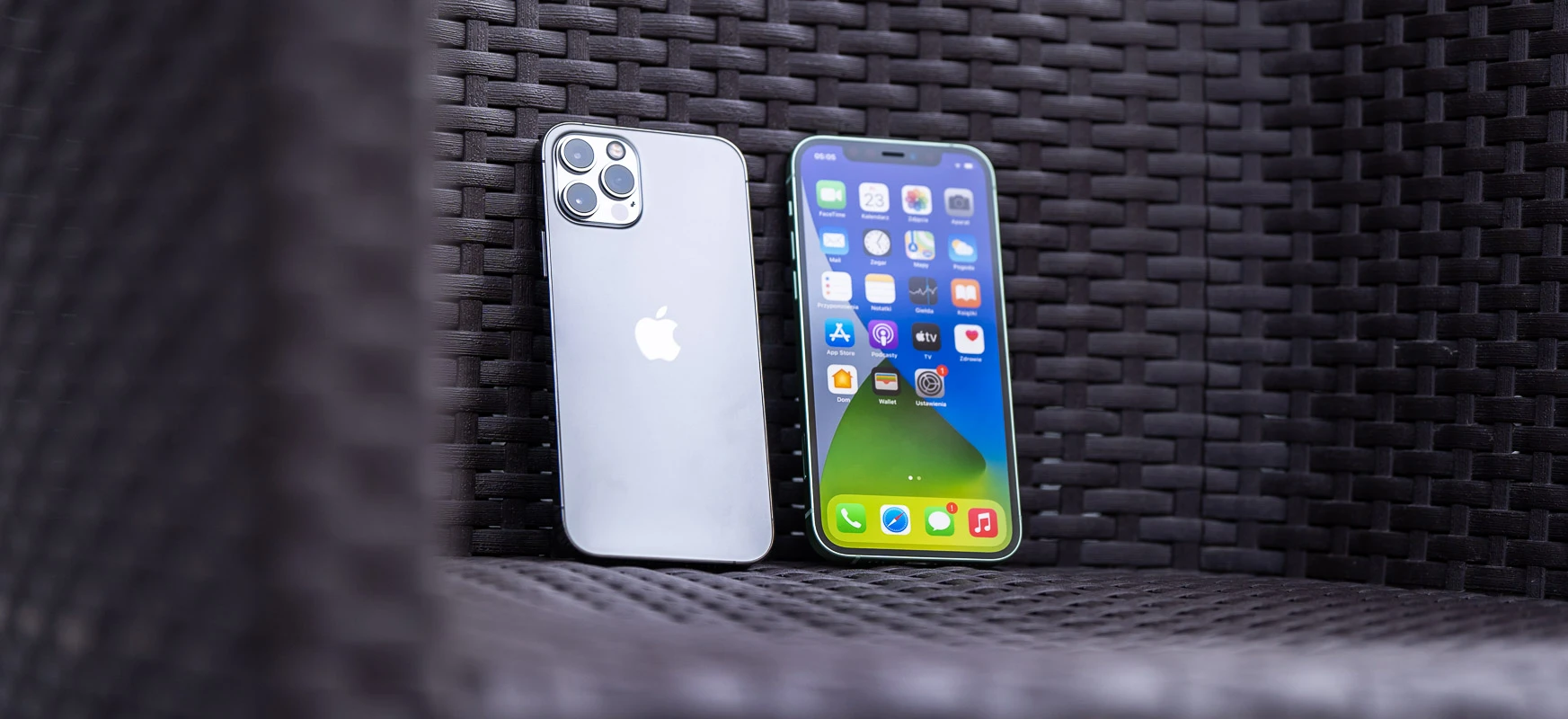 Apple zaleca kupno nowej ładowarki do iPhone 12. Nie ma jej w pudełku