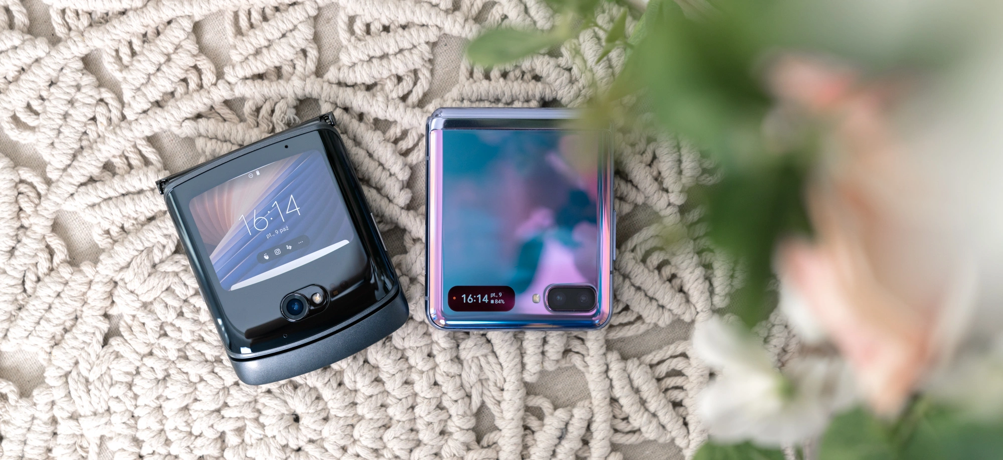 Motorola Razr 5G czy Galaxy Z Flip - miesiąc ze składanymi smartfonami