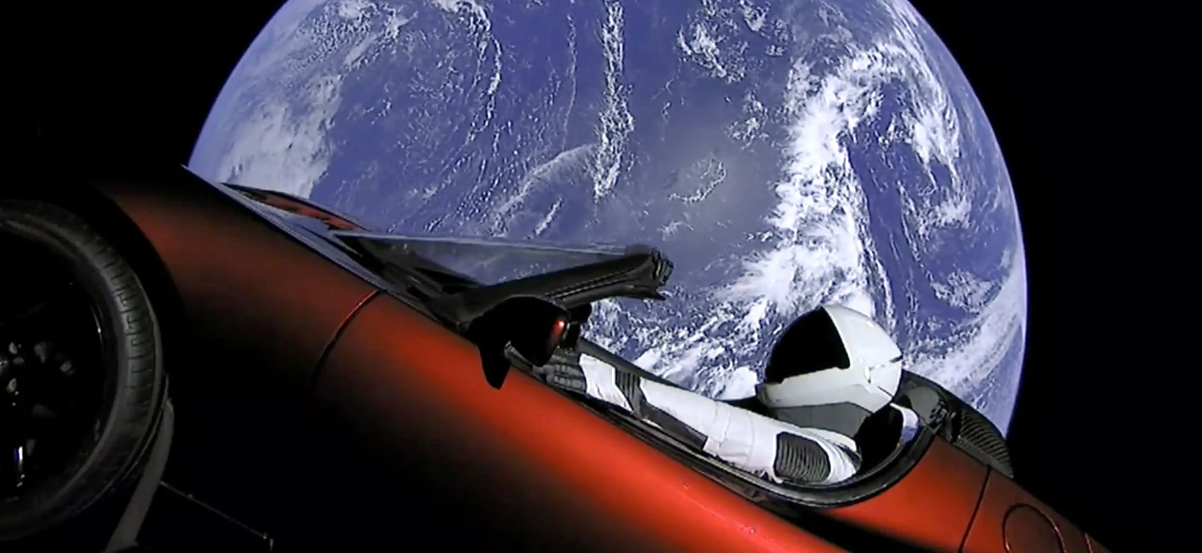 Pierwszy grat na Marsie. No prawie. Starman przeleciał w pobliżu Czerwonej Planety