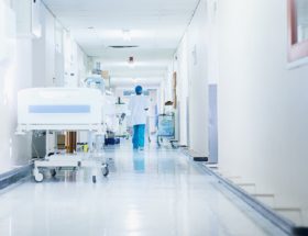 Powstał polski oczyszczacz powietrza na smog i koronawirusa