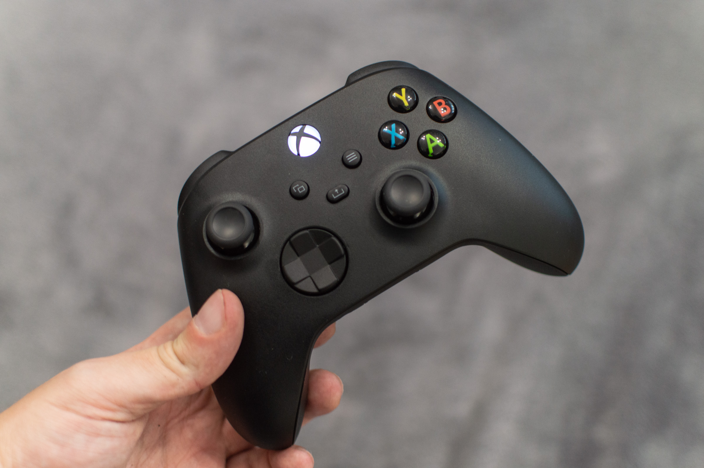 Na taką wiadomość czekałem. Xbox ma mieć nowe lepsze pady