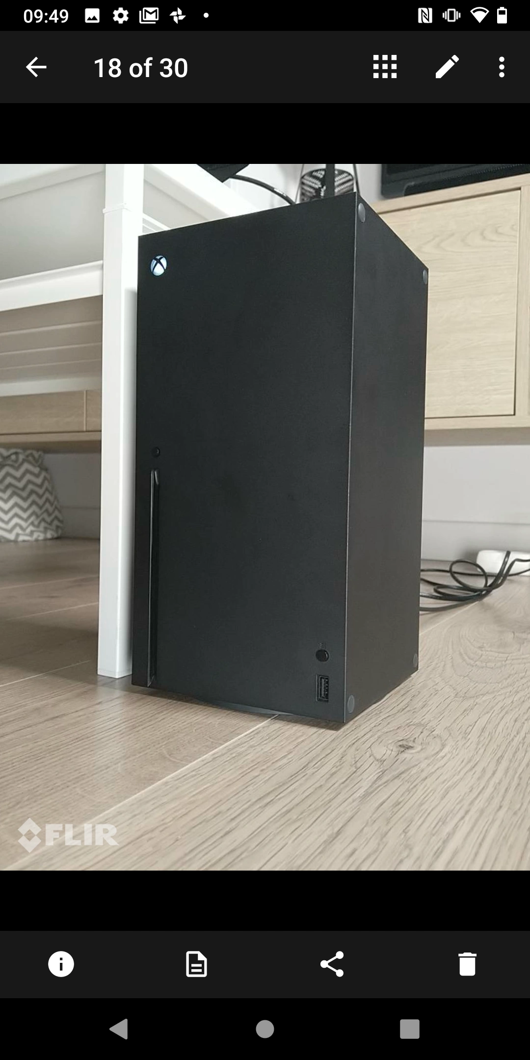https://ocs-pl.oktawave.com/v1/AUTH_2887234e-384a-4873-8bc5-405211db13a2/spidersweb/2020/10/xbox-series-x-halas-temperatura-3.png