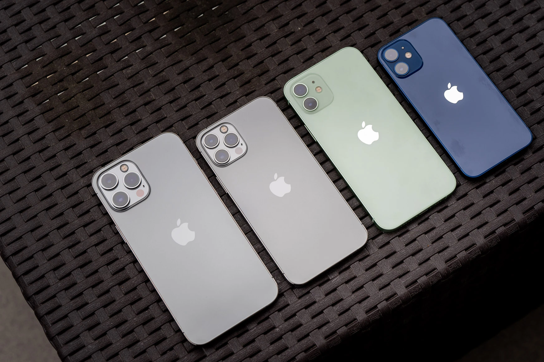iphone-12-max-mini-7