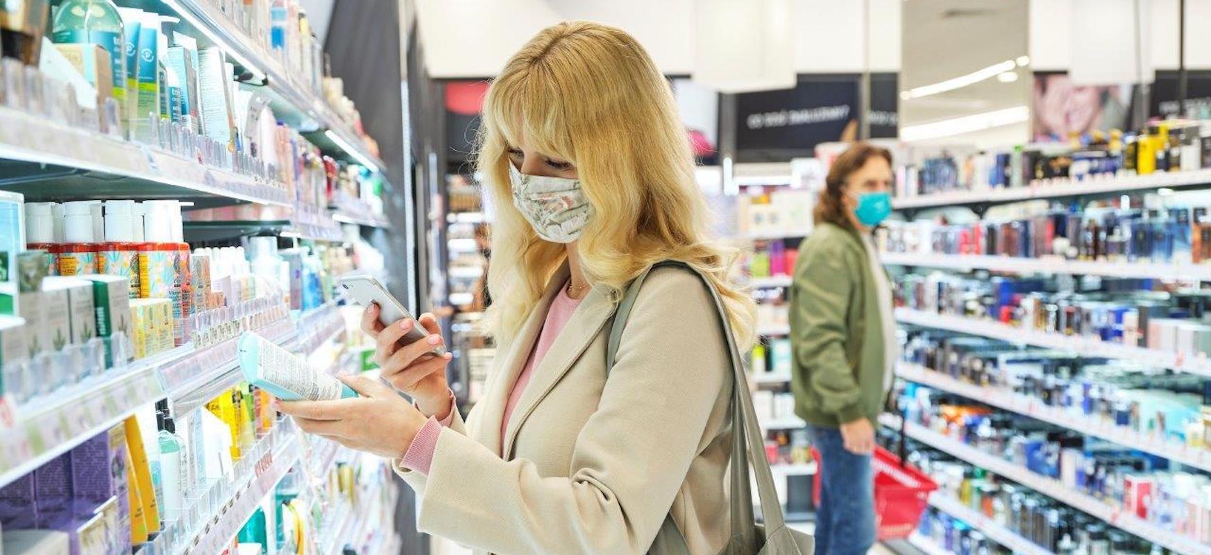 Wybierasz produkt, płacisz za niego smartfonem i wychodzisz z drogerii. Tak działa Rossmann GO
