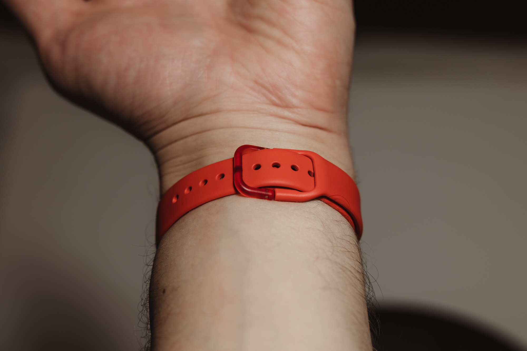 Tania opaska Samsung Galaxy Fit 3 w całej okazałości. Producent sam zrobił przeciek