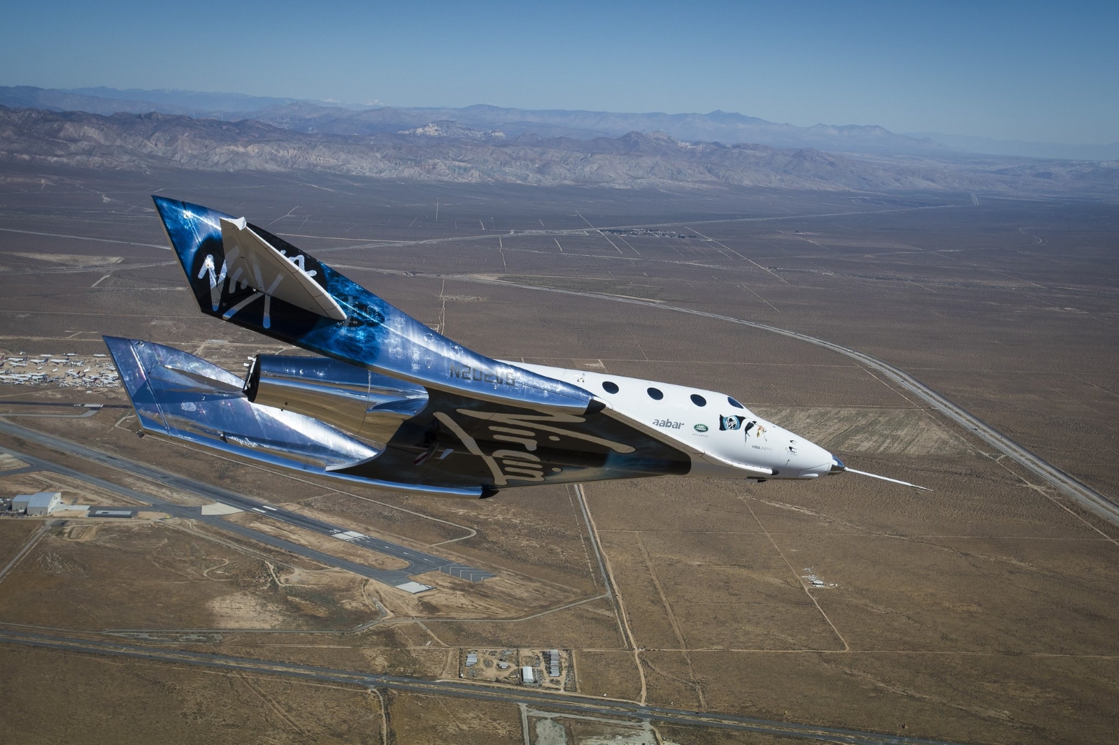 Jedna sekunda. Tyle trwał piątkowy suborbitalny lot statku SpaceShipTwo