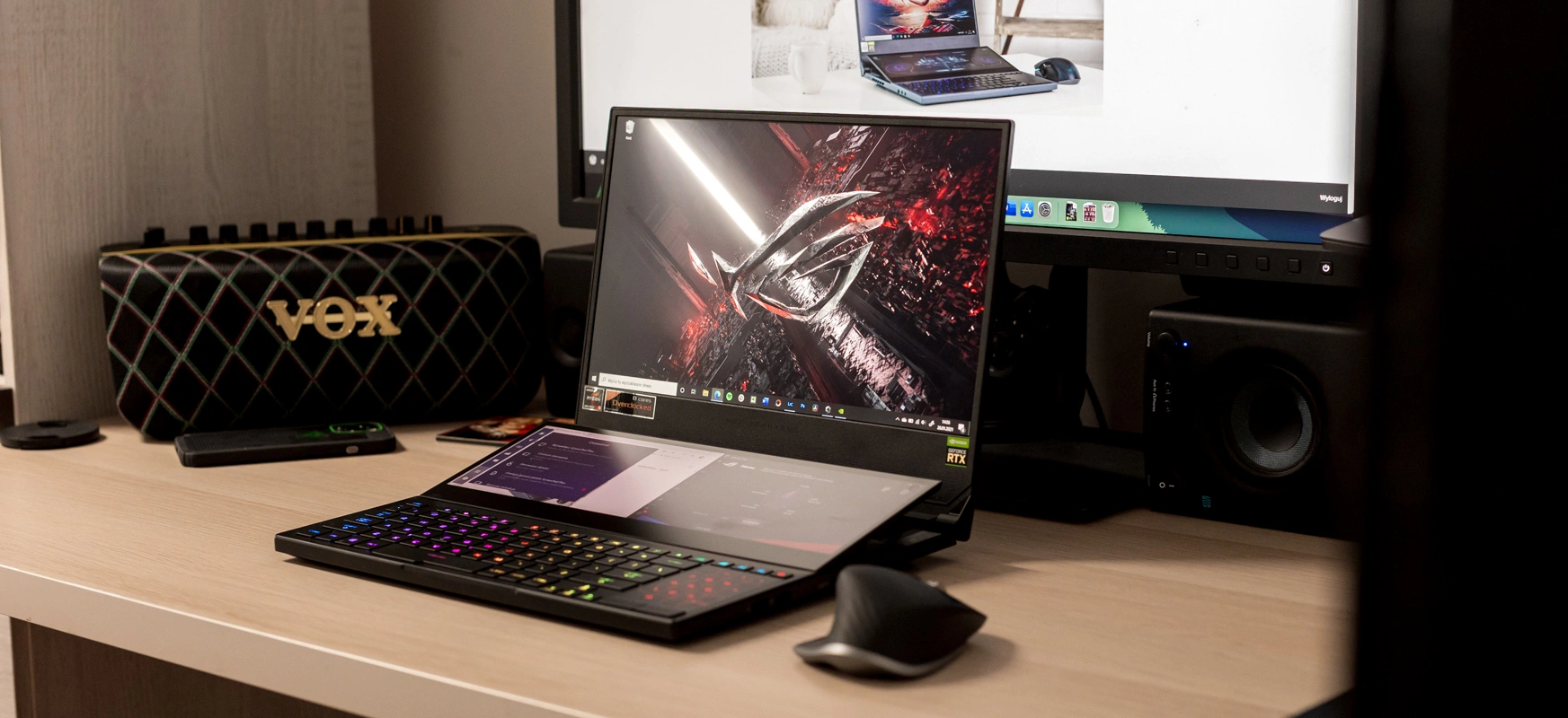 Asus ROG Zephyrus Duo 15 SE z procesorem Ryzen 9 5900HX i grafiką RTX 3080 - recenzja