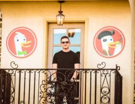 Zryw prywatności. DuckDuckGo notuje rekordowe wyniki