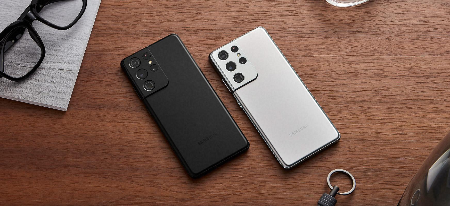 Samsung zrezygnował w Galaxy S21 z kart pamięci. Po raz drugi