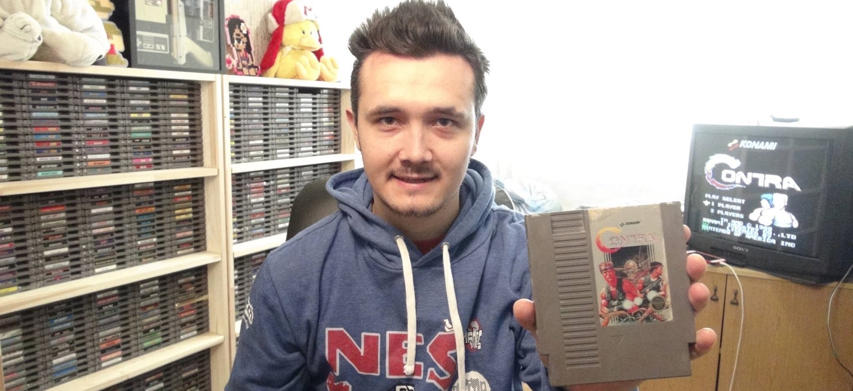 Przechodzi gry arcade najszybciej na świecie. Nawet z zamkniętymi oczyma. Poznajcie Piotrka z Gdańska
